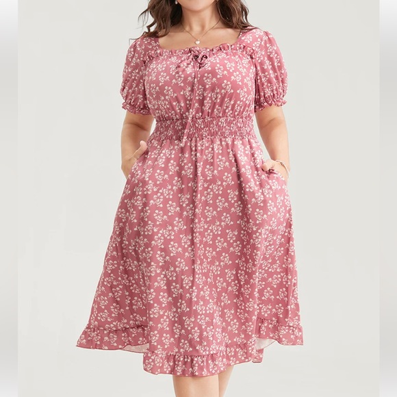 BloomChic Dresses & Skirts - NWT! Floral Shirred Ties Square Neck Frill Trim Puff Sleeve Dress Size 1…